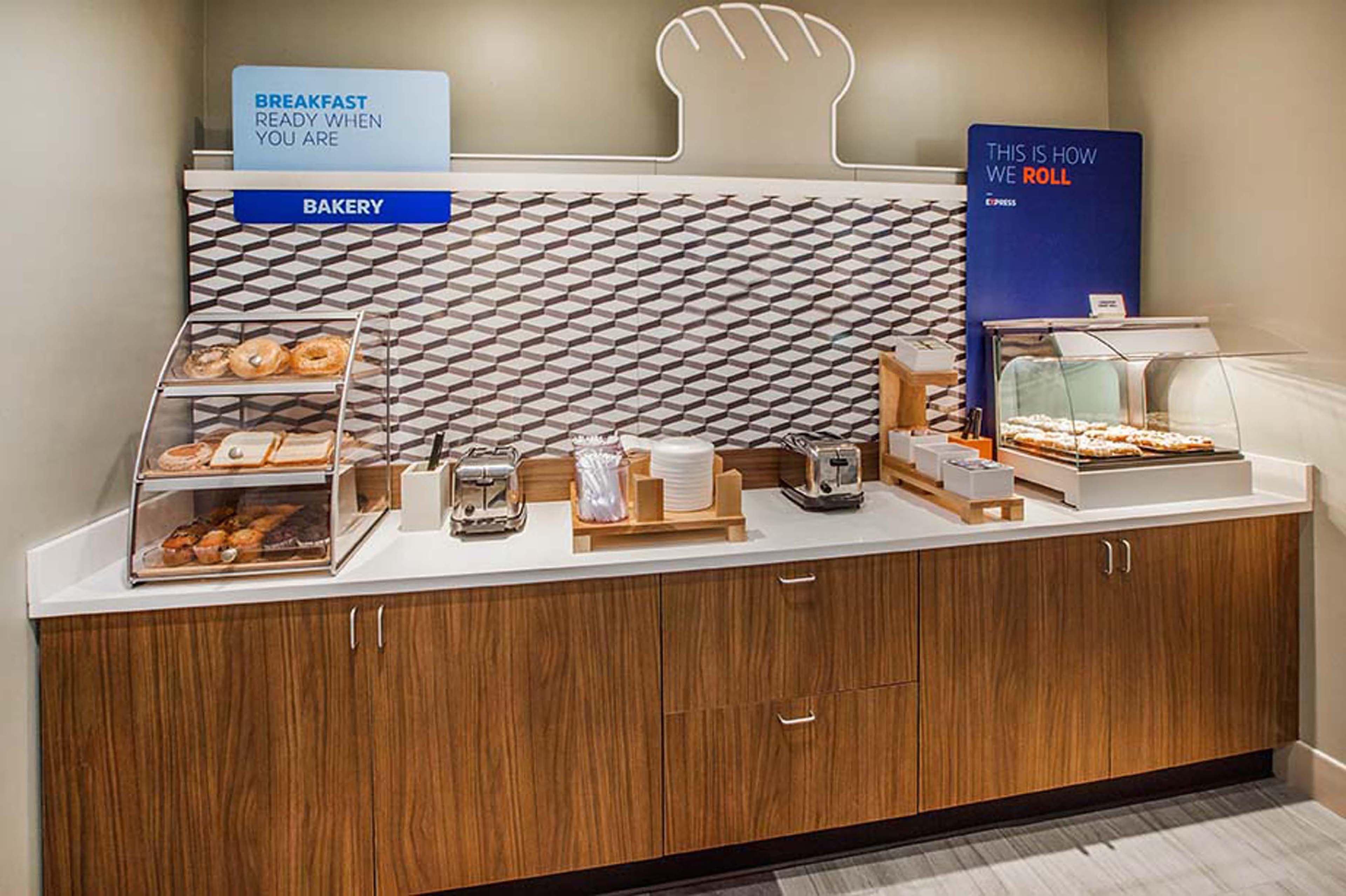 Holiday Inn Express & Suites - Valdosta By Ihg 외부 사진